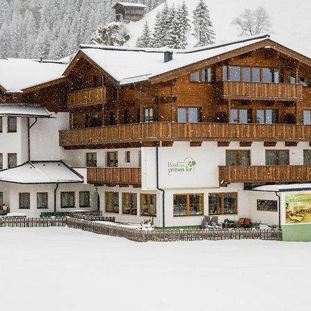 Hotel Zum Gruenen Tor Tux Exterior photo